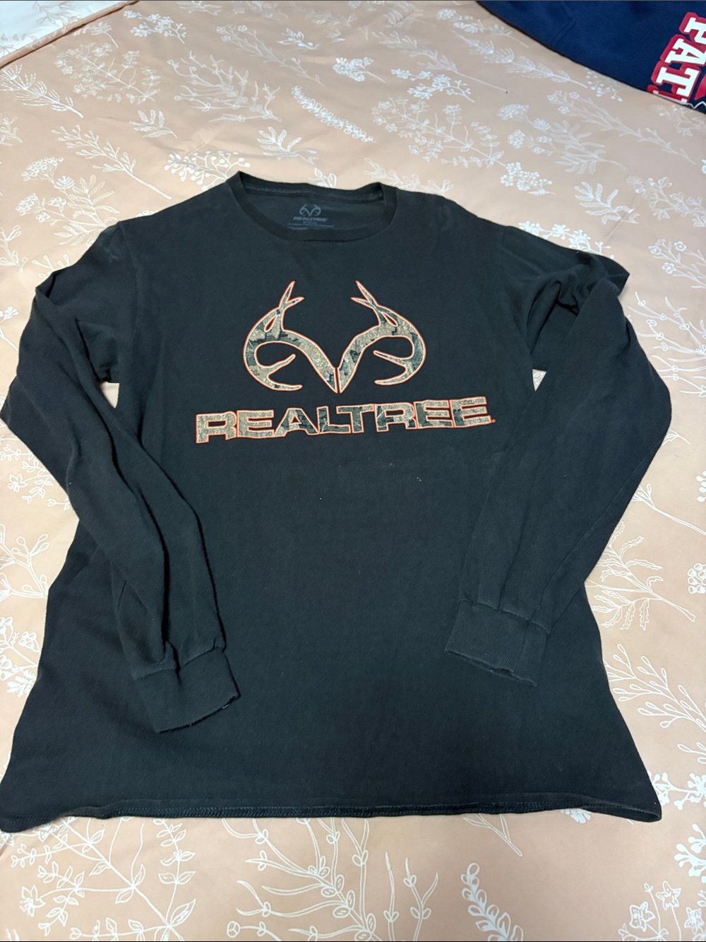 Realtree Black Long Sleeve Tee with Camo Logo